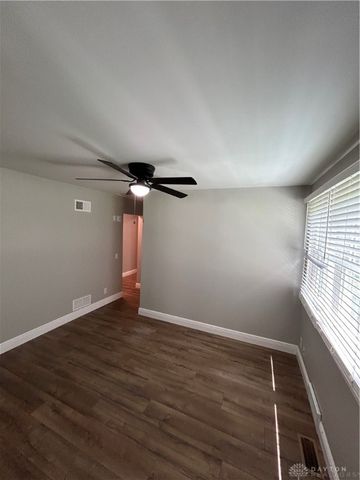 3698 Mcelrath Pike, Dayton, OH 45432