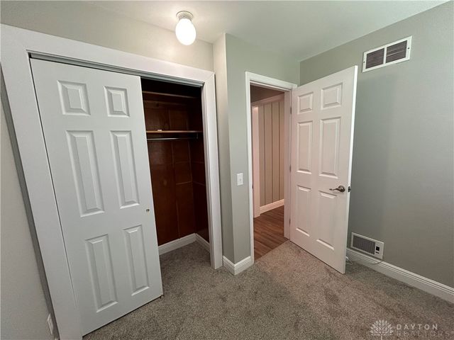 3698 Mcelrath Pike, Dayton, OH 45432