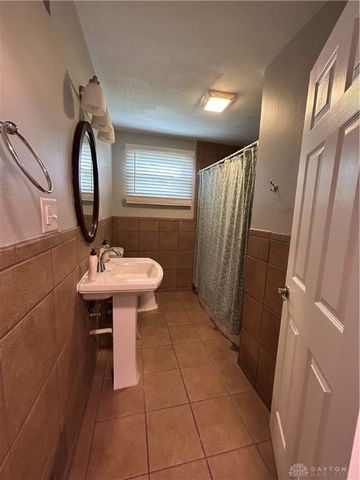 3698 Mcelrath Pike, Dayton, OH 45432