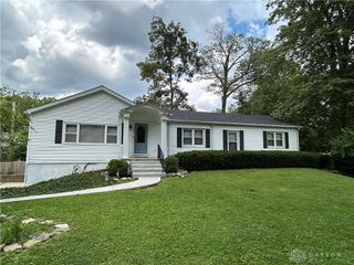 3698 Mcelrath Pike, Dayton, OH 45432
