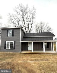 1 DEPOT AVE, Front Royal, VA 22630