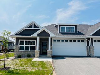 481 PAPERMILL CIRCLE, Kimberly, WI 54136