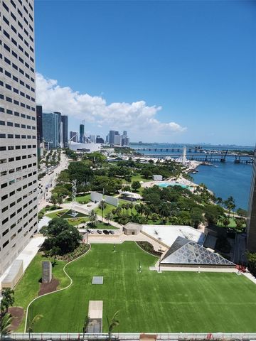 325 S Biscayne Blvd 2220, Miami, FL 33131