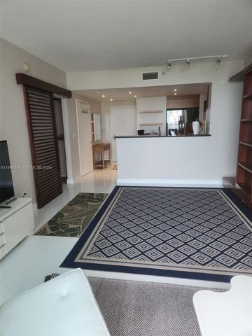 325 S Biscayne Blvd 2220, Miami, FL 33131