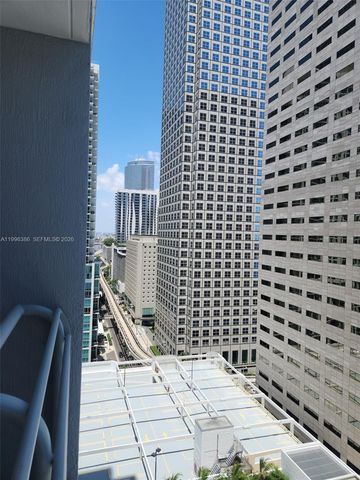 325 S Biscayne Blvd 2220, Miami, FL 33131