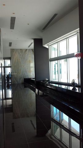 325 S Biscayne Blvd 2220, Miami, FL 33131