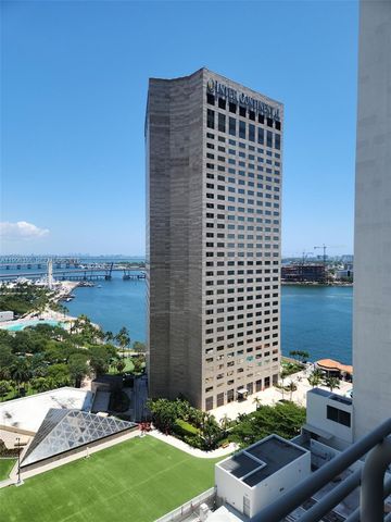 325 S Biscayne Blvd 2220, Miami, FL 33131
