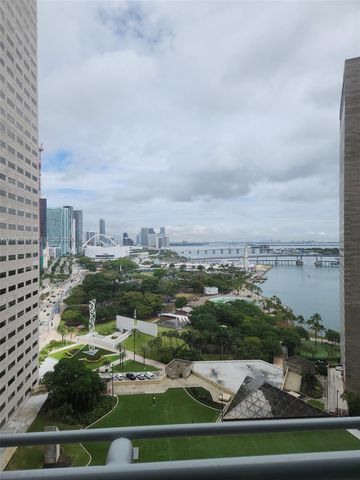 325 S Biscayne Blvd 2220, Miami, FL 33131