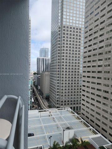 325 S Biscayne Blvd 2220, Miami, FL 33131