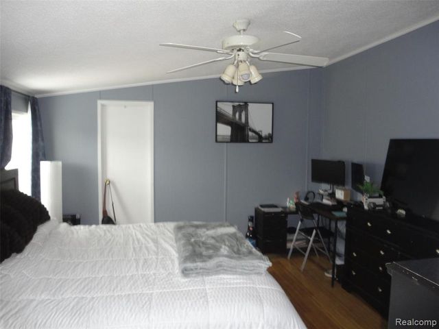 815 Jacobs Landing, Monroe, MI 48161