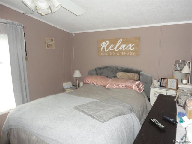 815 Jacobs Landing, Monroe, MI 48161