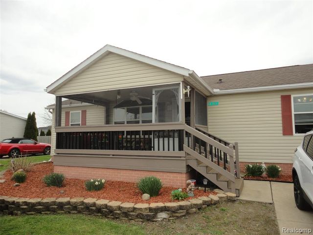 815 Jacobs Landing, Monroe, MI 48161