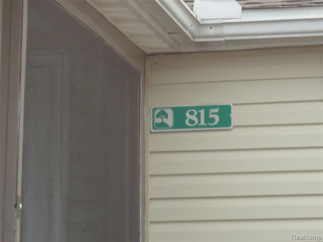 815 Jacobs Landing, Monroe, MI 48161