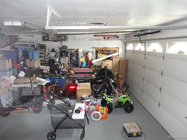 815 Jacobs Landing, Monroe, MI 48161