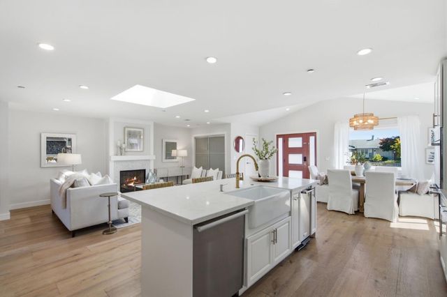 2339 Clipper Street, San Mateo, CA 94403