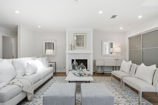 2339 Clipper Street, San Mateo, CA 94403
