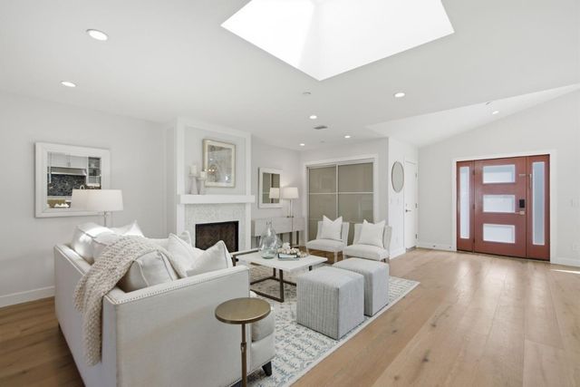2339 Clipper Street, San Mateo, CA 94403