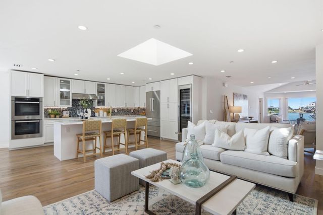 2339 Clipper Street, San Mateo, CA 94403