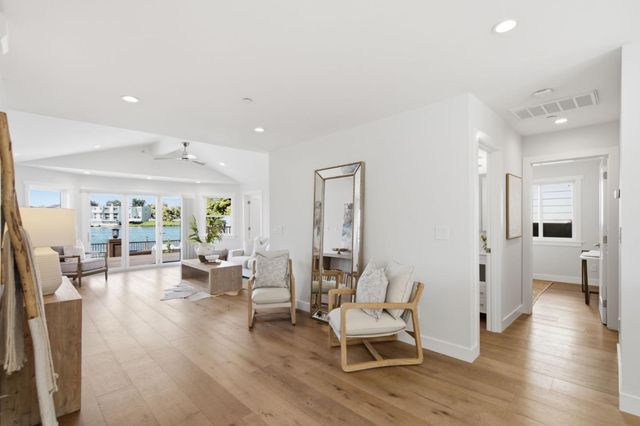 2339 Clipper Street, San Mateo, CA 94403