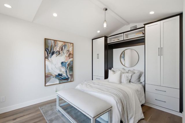 2339 Clipper Street, San Mateo, CA 94403