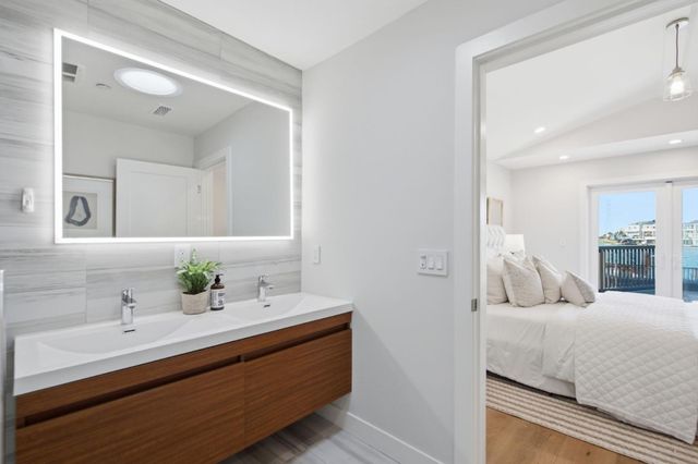2339 Clipper Street, San Mateo, CA 94403