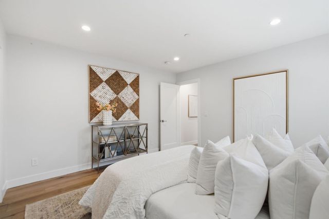 2339 Clipper Street, San Mateo, CA 94403