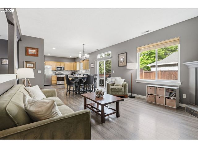 497 CAMERON St, Albany, OR 97322