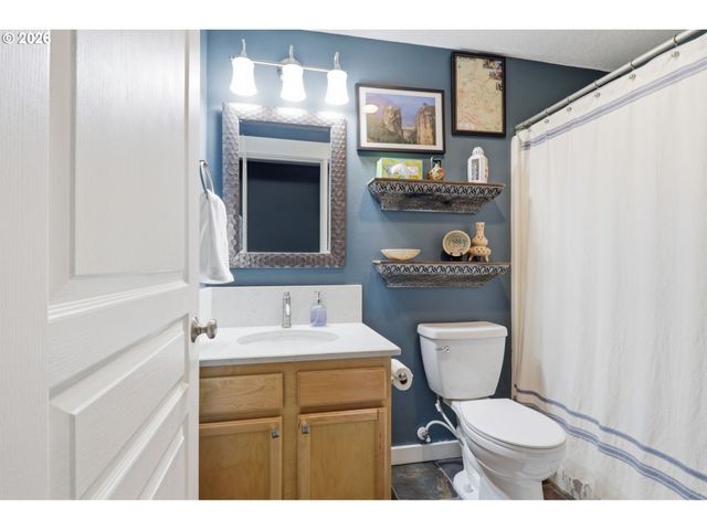 497 CAMERON St, Albany, OR 97322
