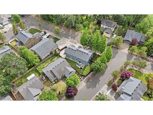 497 CAMERON St, Albany, OR 97322