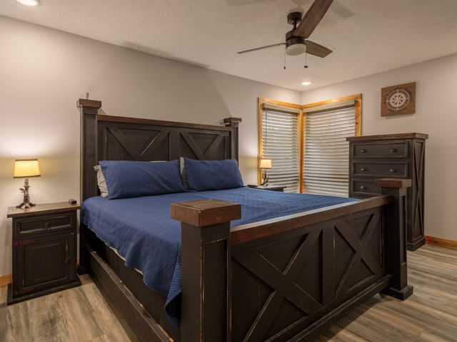 812 Starlight Ln, Kodak, TN 37764