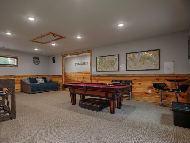 812 Starlight Ln, Kodak, TN 37764