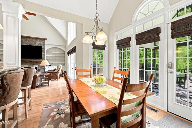 206 Yale Lane, Chapel Hill, NC 27517