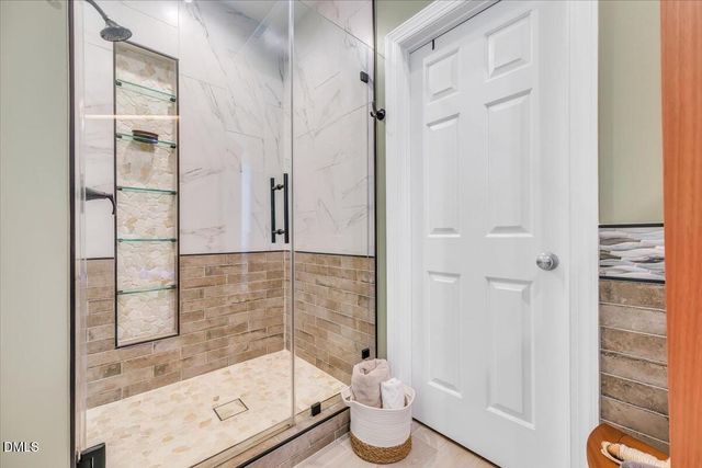 206 Yale Lane, Chapel Hill, NC 27517