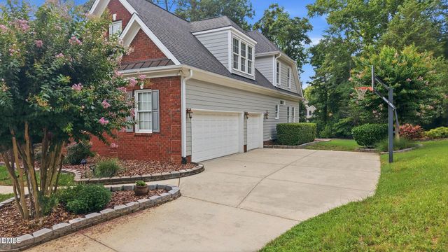 206 Yale Lane, Chapel Hill, NC 27517