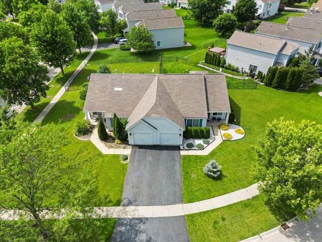 770 S Providence Lane 770, Round Lake, IL 60073