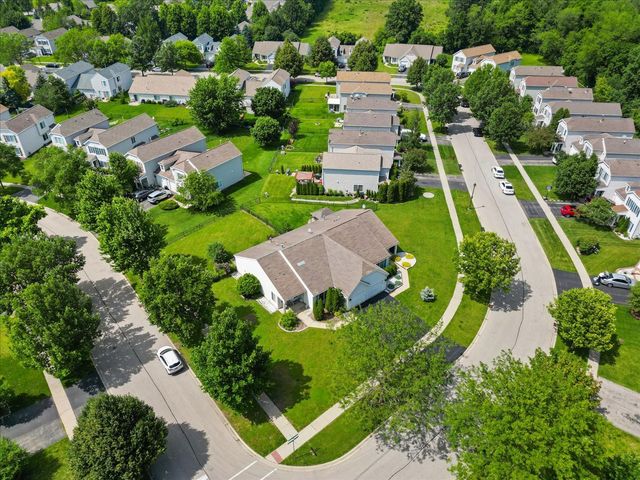 770 S Providence Lane 770, Round Lake, IL 60073