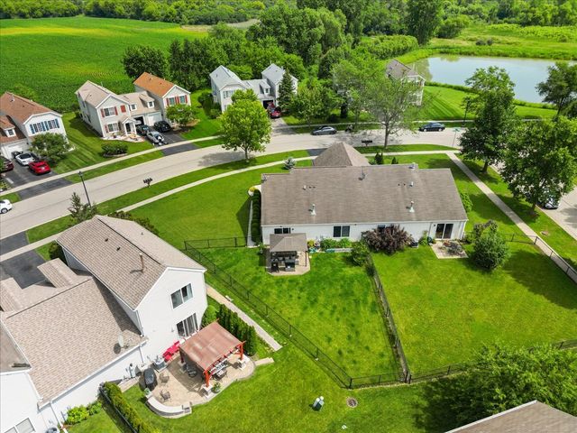 770 S Providence Lane 770, Round Lake, IL 60073