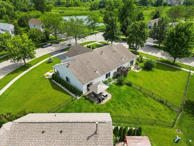 770 S Providence Lane 770, Round Lake, IL 60073