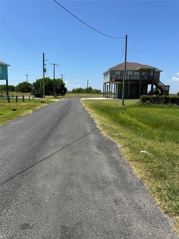 000 Sand Dune, Crystal Beach, TX 77650