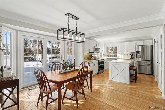 6065 Campfire Circle, Clarkston, MI 48346