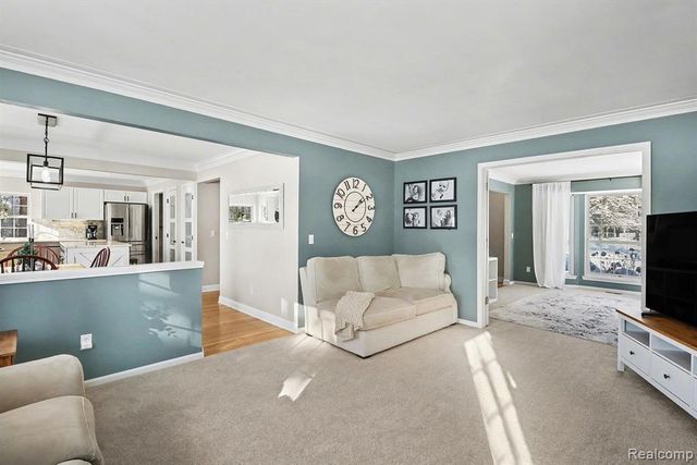 6065 Campfire Circle, Clarkston, MI 48346