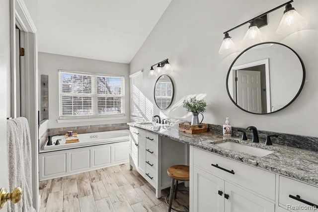 6065 Campfire Circle, Clarkston, MI 48346