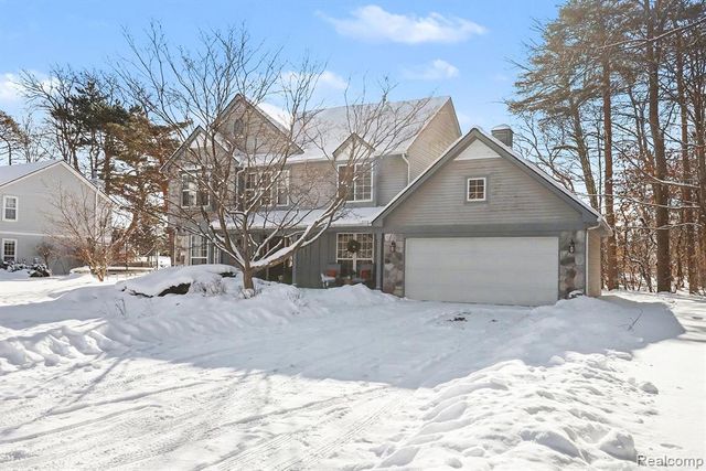 6065 Campfire Circle, Clarkston, MI 48346