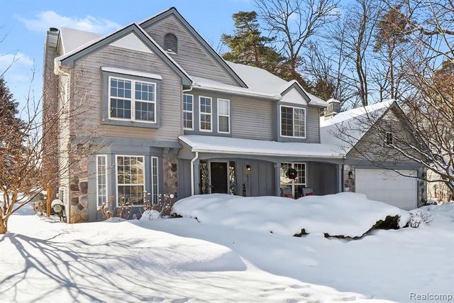 6065 Campfire Circle, Clarkston, MI 48346