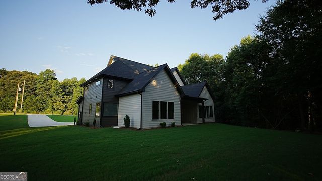 6220 Blackjack Road, Flowery Branch, GA 30542
