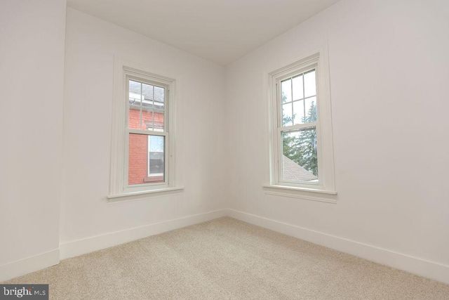 212 E MAIN AVE, Myerstown, PA 17067