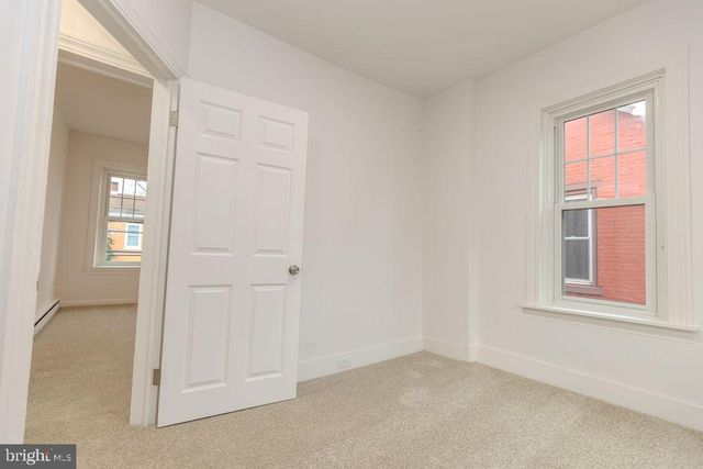 212 E MAIN AVE, Myerstown, PA 17067