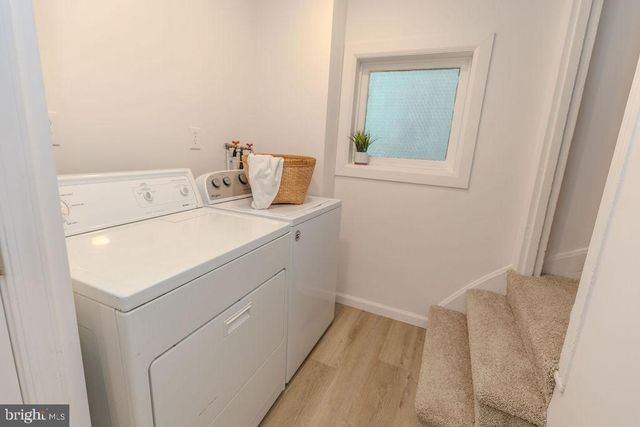 212 E MAIN AVE, Myerstown, PA 17067