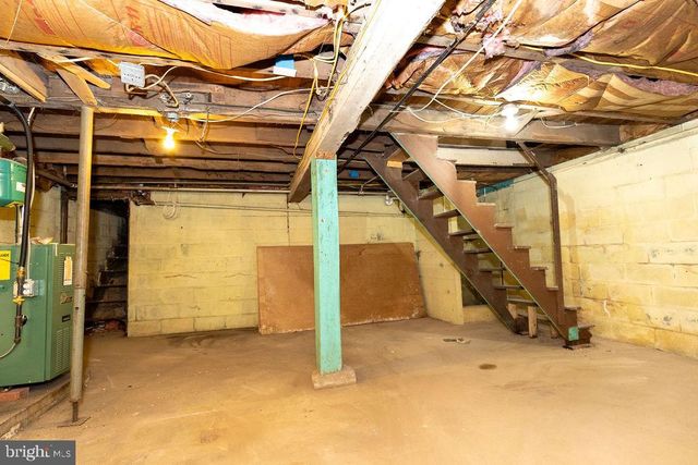 212 E MAIN AVE, Myerstown, PA 17067