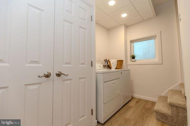 212 E MAIN AVE, Myerstown, PA 17067